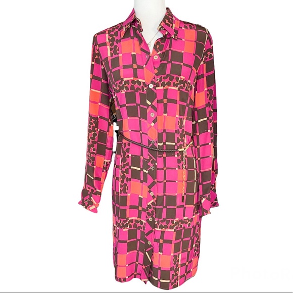 Trina Turk Dresses & Skirts - Trina Turk Silk Abstract button down belted long sleeve dress Sz 8